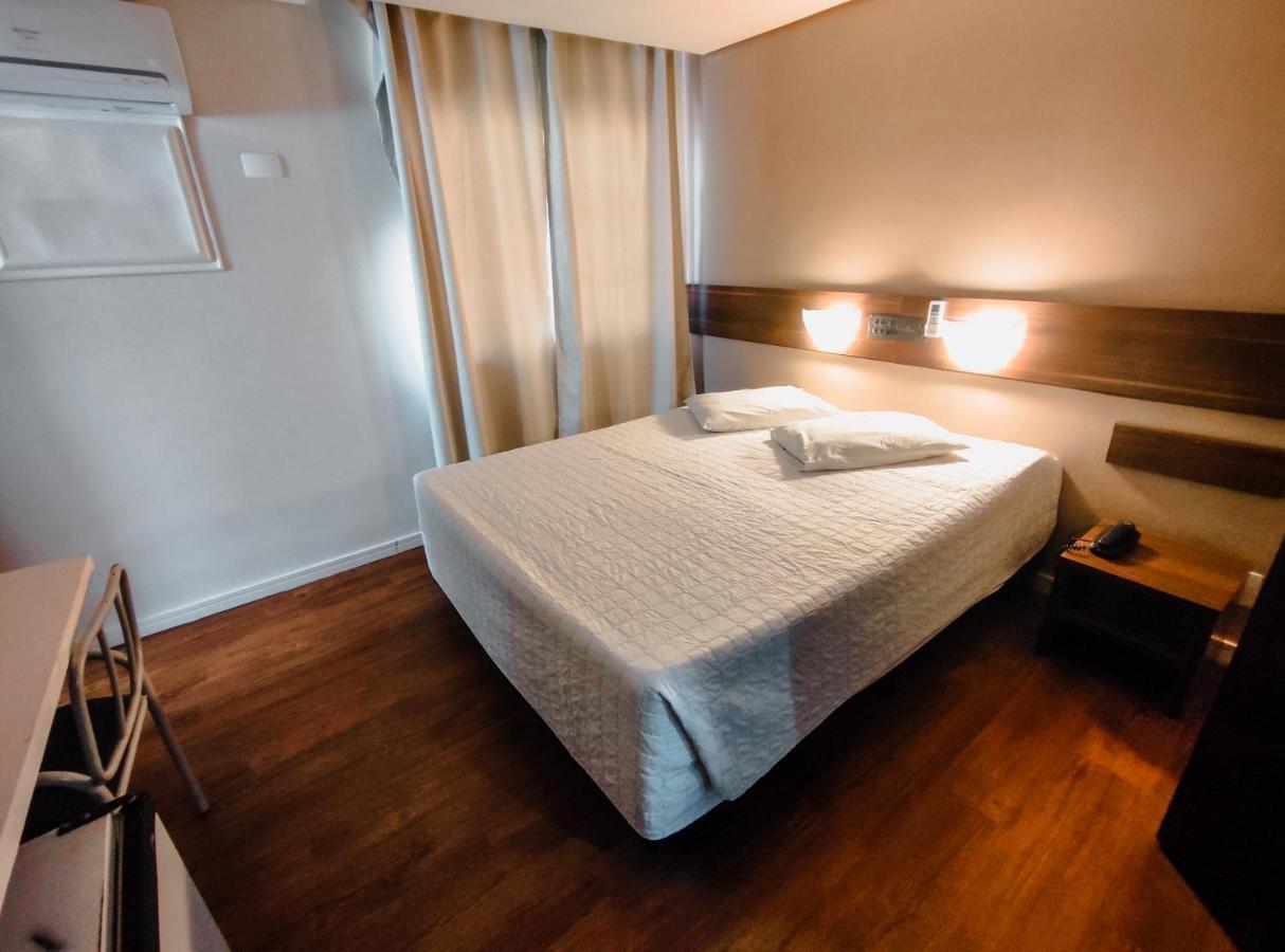 Granville Hotel 库里提巴 外观 照片